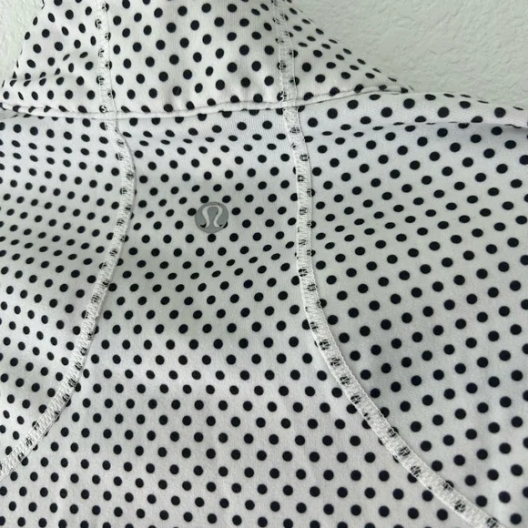 Lululemon Black and white polka dot zip up jacket - Picture 5 of 8